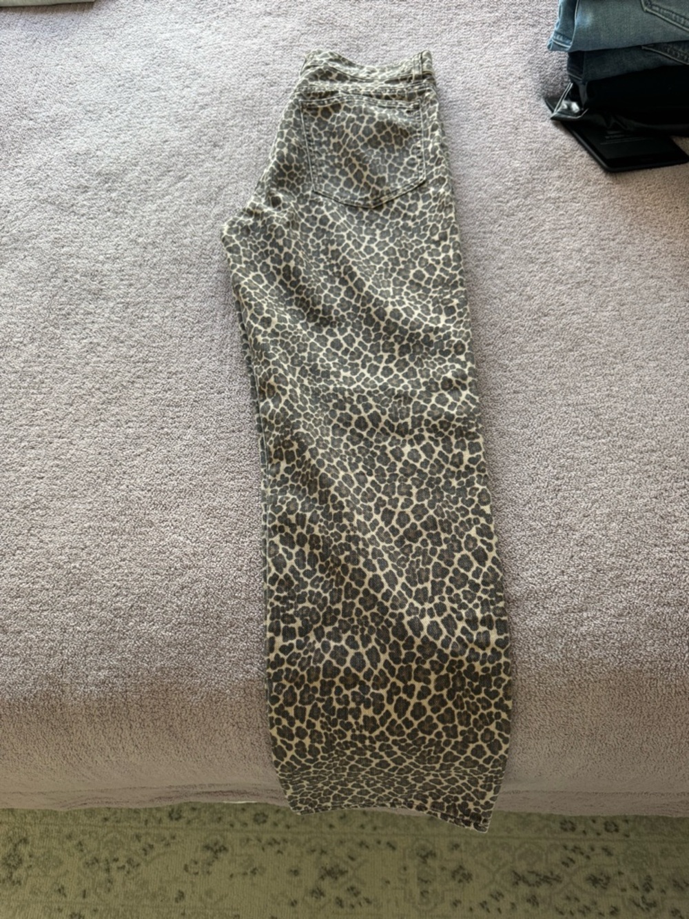 Madewell Longleg Straight Leopard Print Jeans